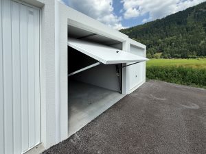 Schwingtor