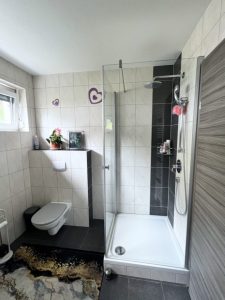 Badezimmer EG