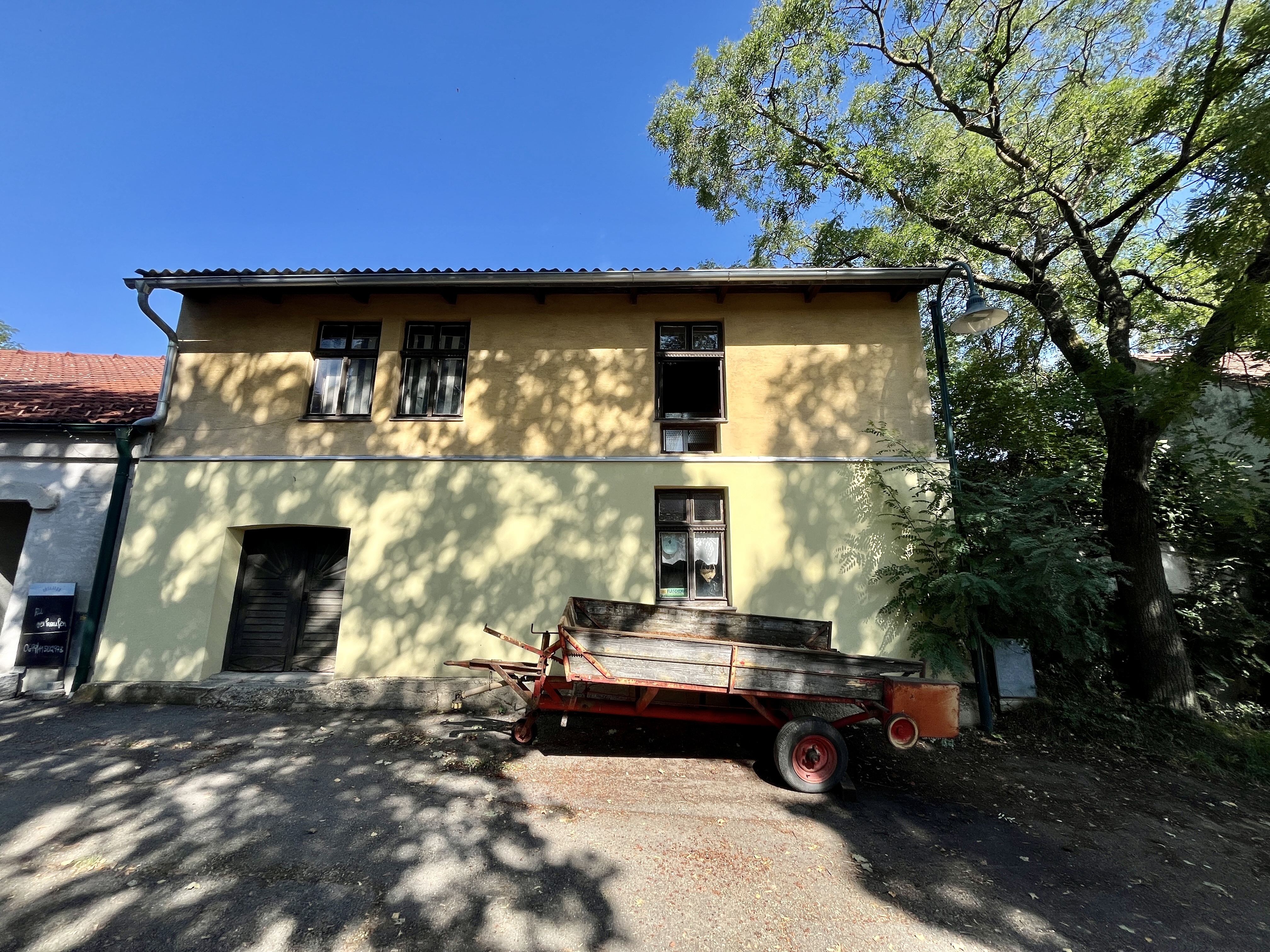 Altbau