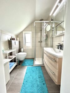 Badezimmer OG