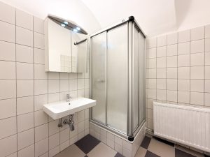 Bad / WC