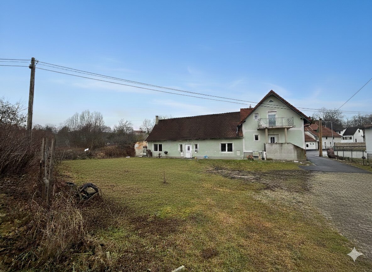 Hausansicht & Garten Vorderseite