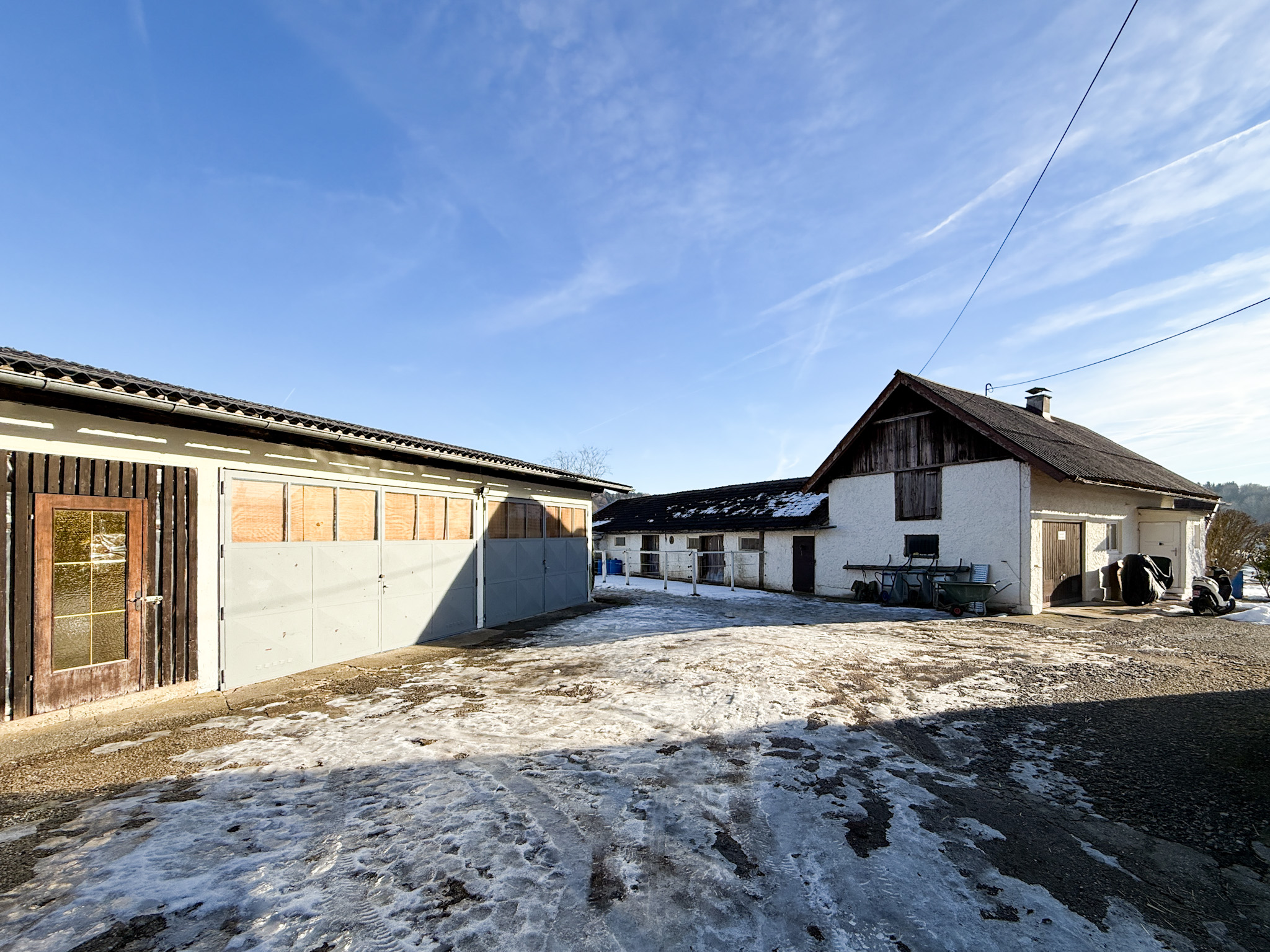 Garage & Nebengebäude
