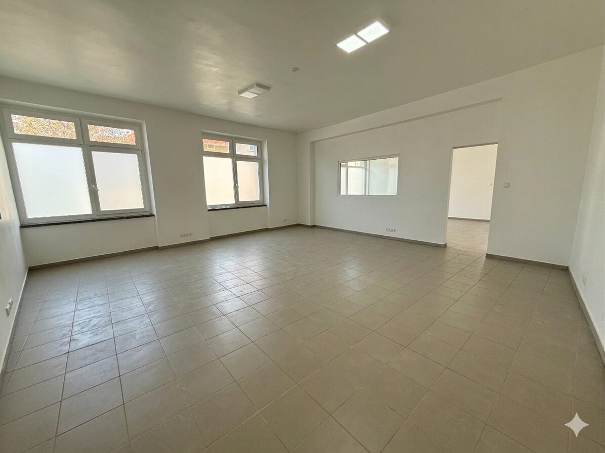 Geschäftslokal Groß