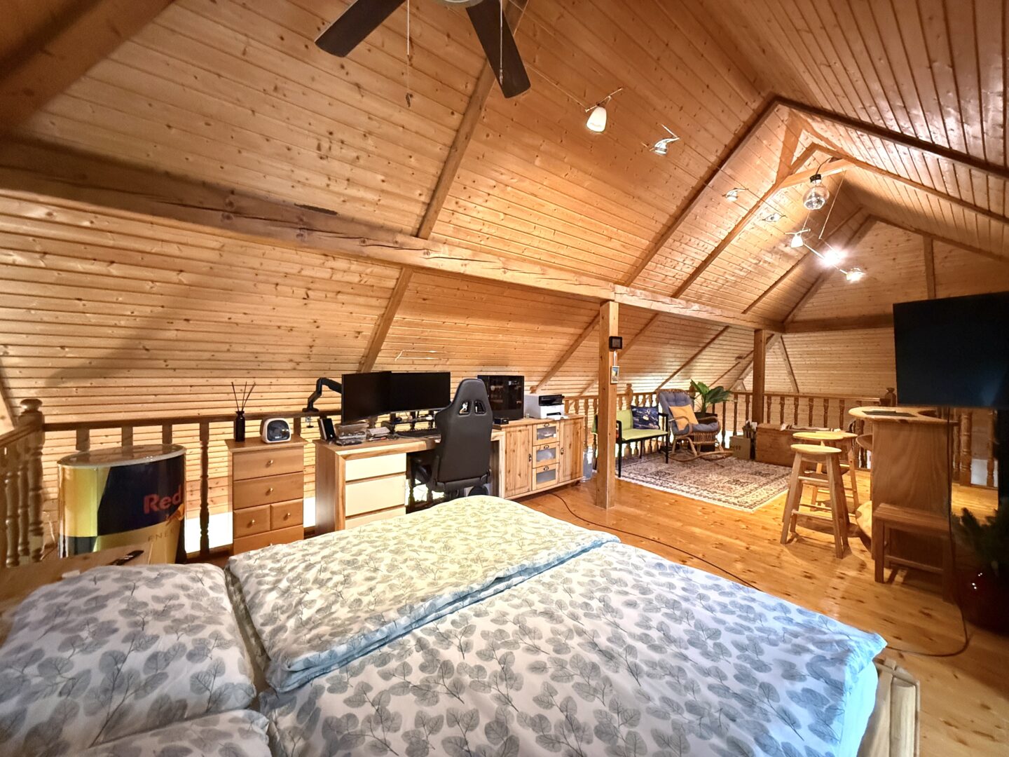 Dachgeschoß / Büro