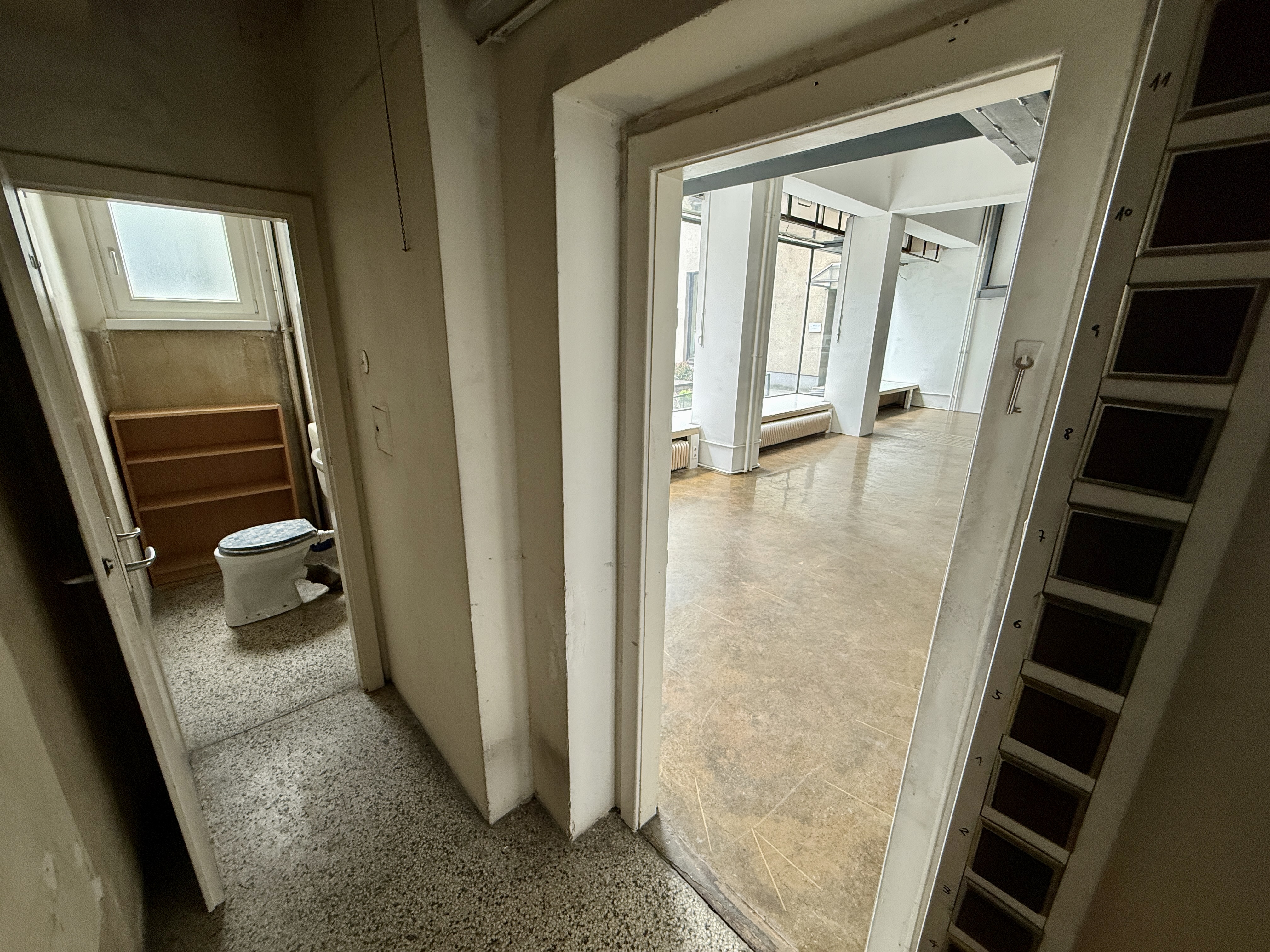Garderobe/Toilette