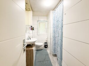 Bad + WC