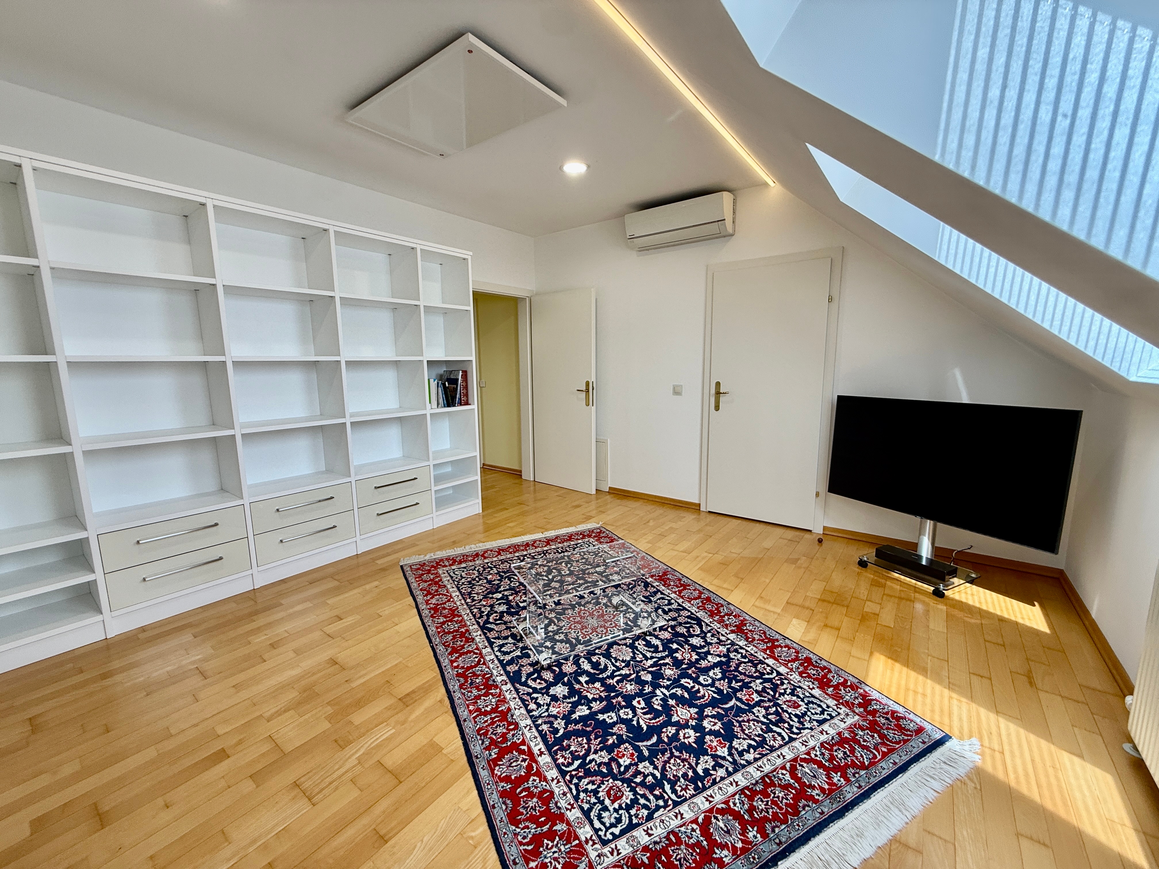 Schlafzimmer 2