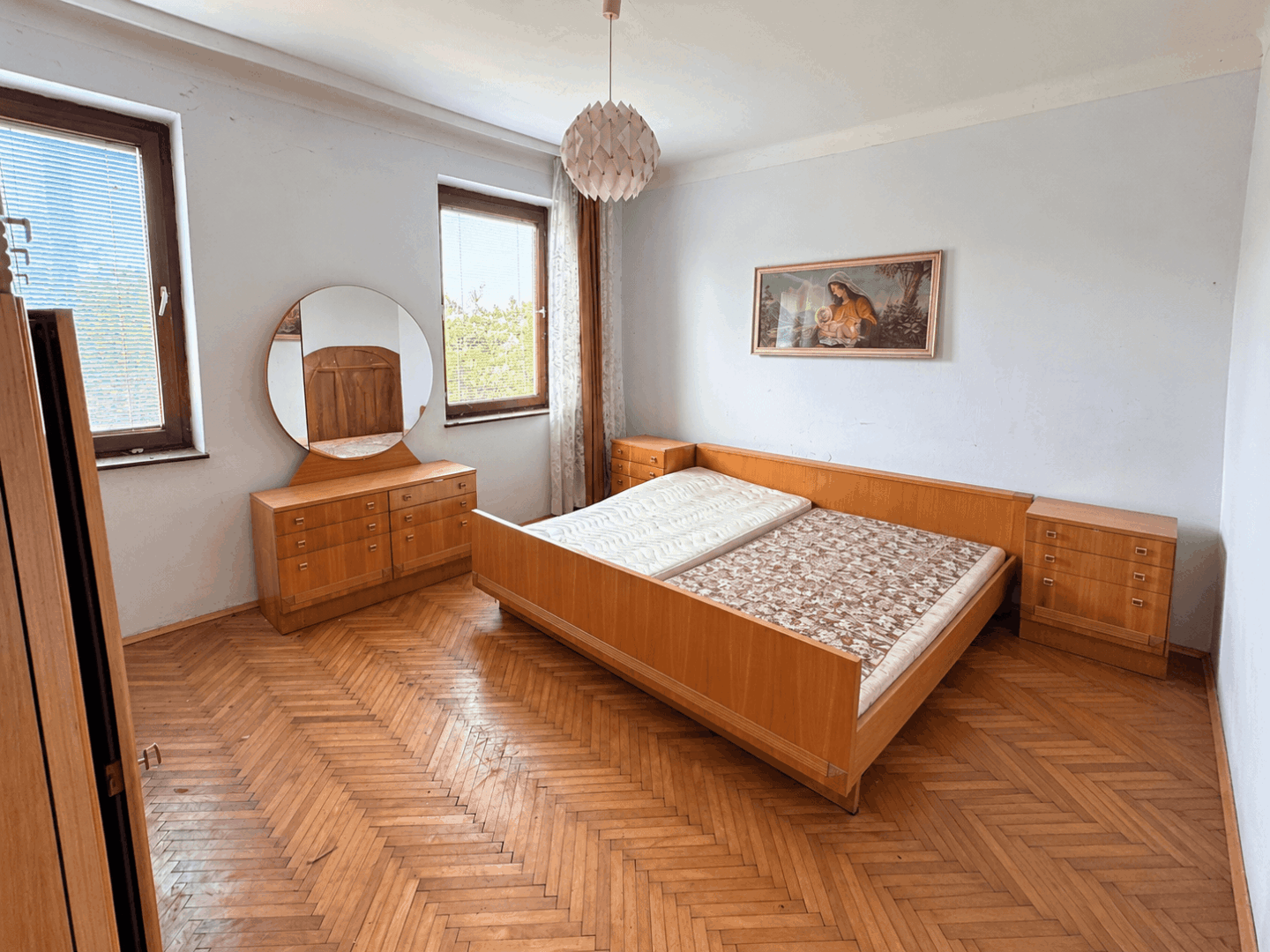 Schlafzimmer 1 / mittels KI digital geräumt