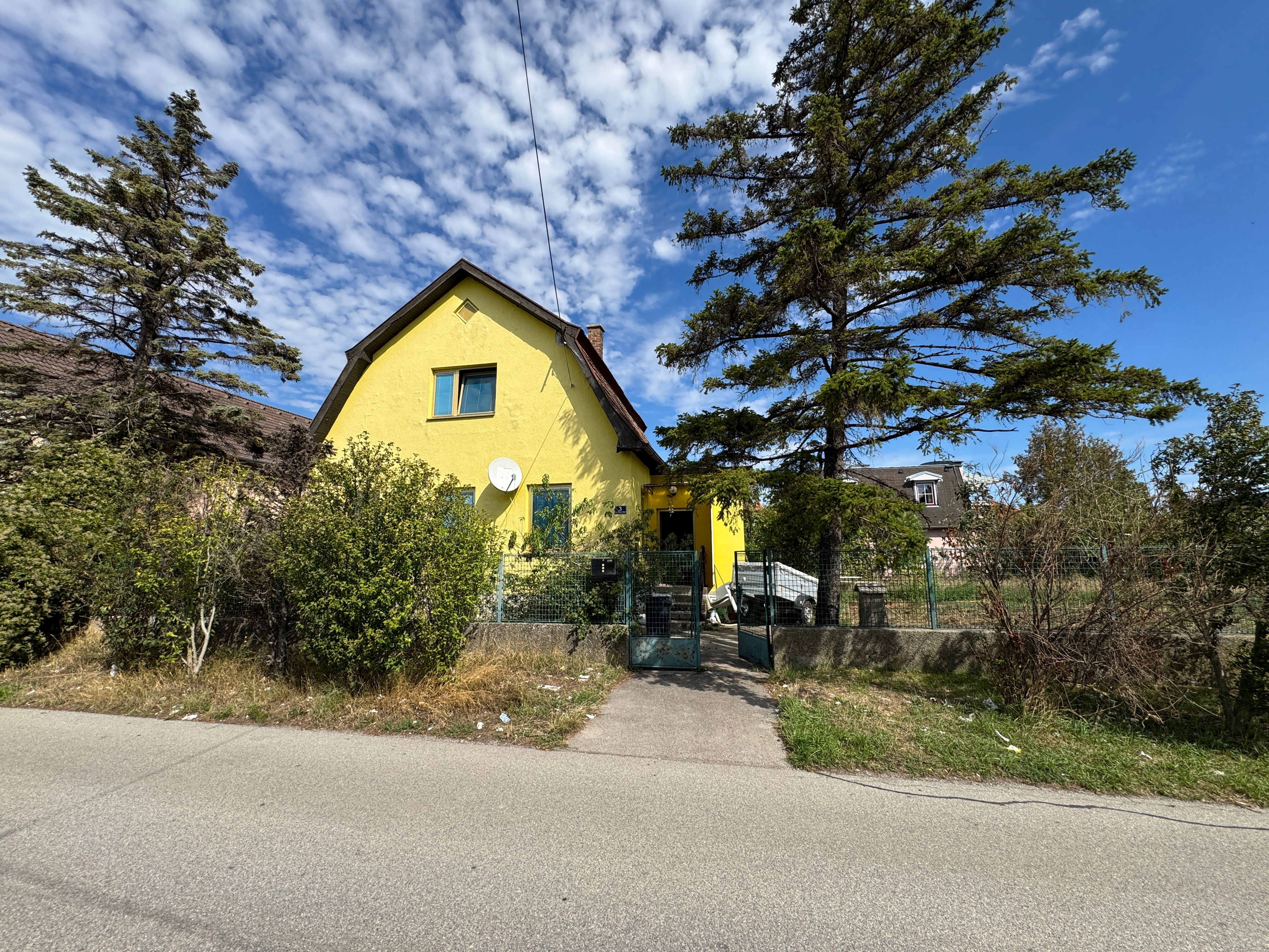 Straßenansicht