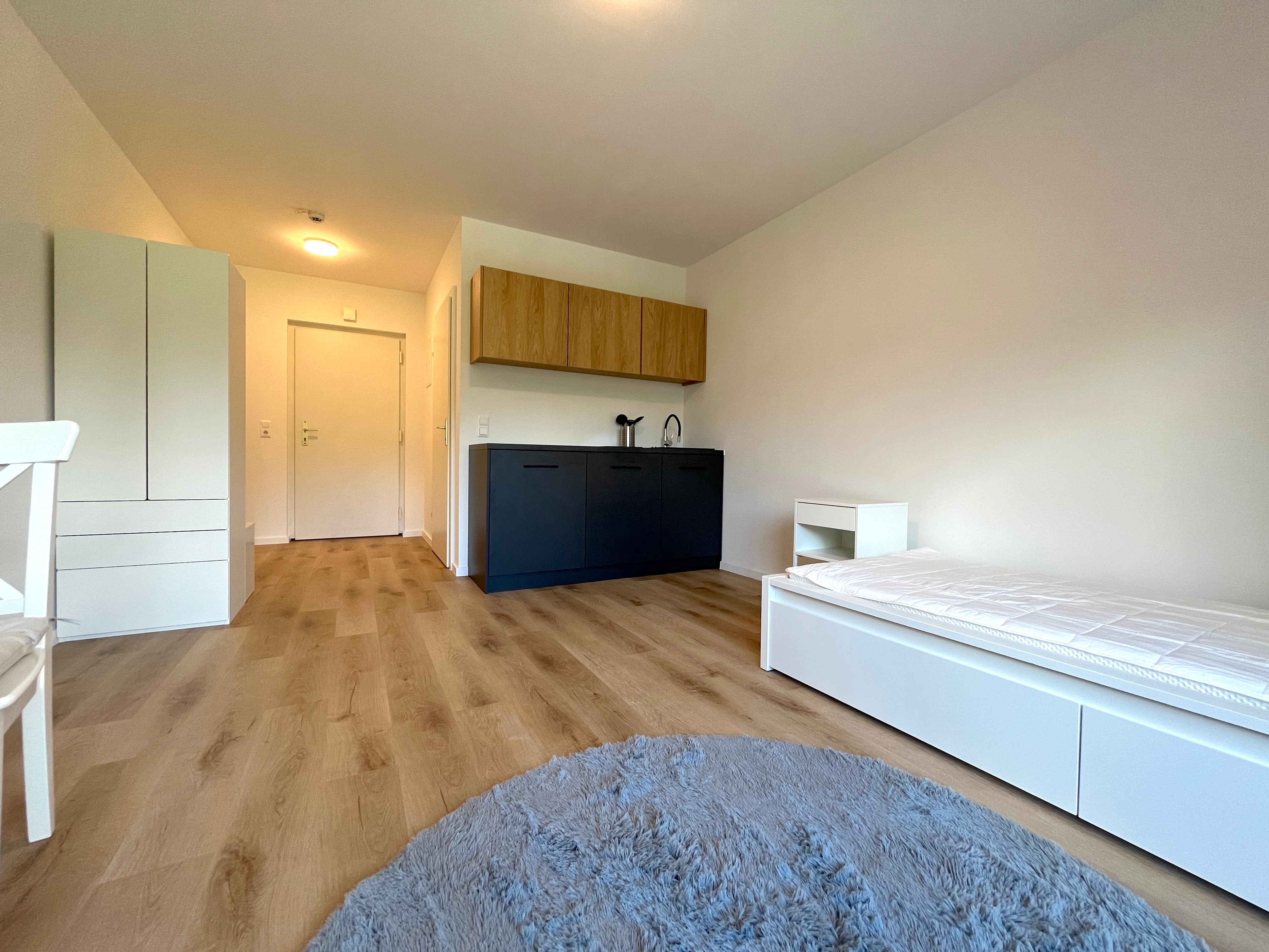 Zimmer mit Möbel