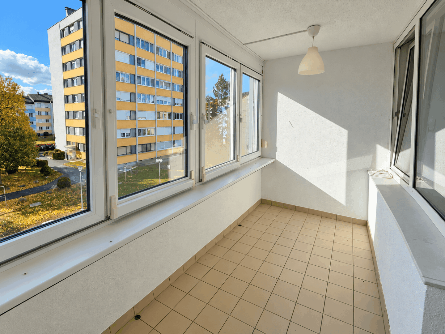 Loggia KI bearbeitet